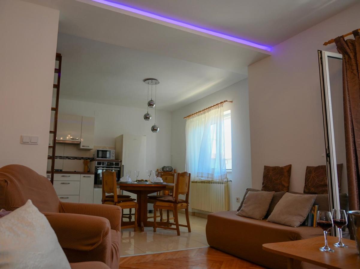 Apartment Damir Trogir Exterior photo