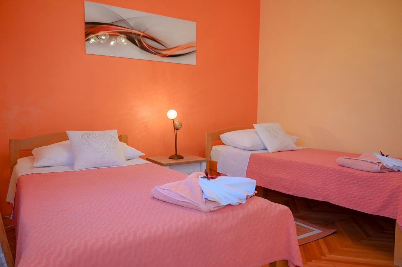 Apartment Damir Trogir Exterior photo