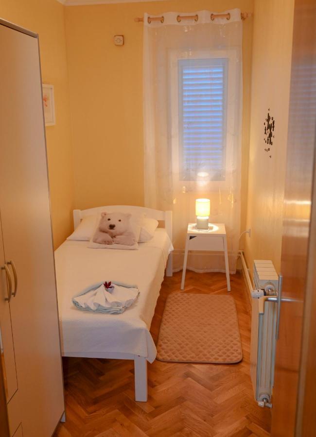 Apartment Damir Trogir Exterior photo